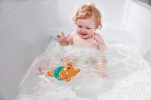 Hape Teddy Badespielzeug pentru copii 12 luni jucarie interactiva pentru baie - Img 4