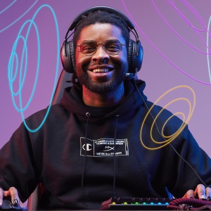 HyperX Cloud III - Casti pentru jocuri cu fir, PC, PS5, Xbox Series X|S, drivere inclinate de 53 mm, DTS, spuma cu memorie, cadru robust, microfon ultra clar de 10 mm, USB-C, USB-A, 3,5 mm, negru - Img 9
