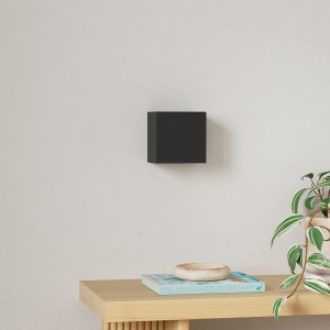 Lampa de exterior Philips Hue Resonate, dimmabila, 16 milioane culori, design elegant - Img 2