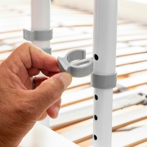 Maner ergonomic pentru pat InnovaGoods inaltime reglabila 45-55 cm curele ajustabile portabil alb - Img 4