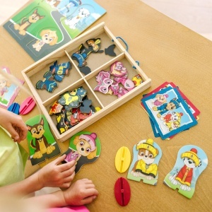 Melissa Doug PAW Patrol Set Magnetic din Lemn 64 Piese Figurine si Accesorii - Img 2