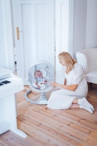 MoMi KENANI Leagan pentru copii 9 kg Bluetooth si telecomanda cu protectie solara si plasa impotriva insectelor - Img 9