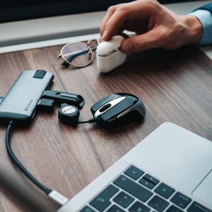 Mouse optic portabil Verbatim Go Mini - 1000 dpi, USB retractabil, negru - Img 2