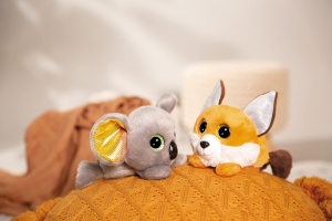 NICI Plus Koala Miss Crayon 15cm Gri Design cu Elemente Multicolore - Img 5