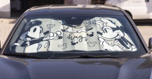 Parasolar auto TataWay, 130 x 70 cm, Mickey si Minnie Mouse, albastru - Img 2