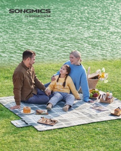 Patura picnic SONGMICS GCM60GW 195x150 cm impermeabila pliabila gri-alb - Img 2