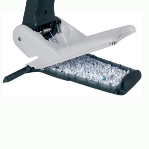 Perforator Leitz Extra Strong, pentru 65 de coli, perforator mare si puternic pentru perforare fara efort la birou, aluminiu turnat sub presiune, piese din plastic reciclat, 100% reciclabil, negru, 51800095 - Img 4