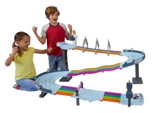 Pista de Curse Hot Wheels Mario Kart, 2.5m, cu 2 Masinute, Luminile si Sunete