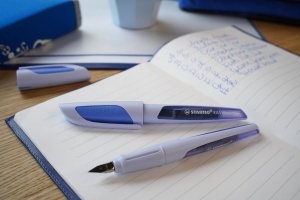 Pix ergonomic STABILO EASYbuddy M - cu tehnologie anti-uzura, pentru stangaci si dreptaci - Img 3