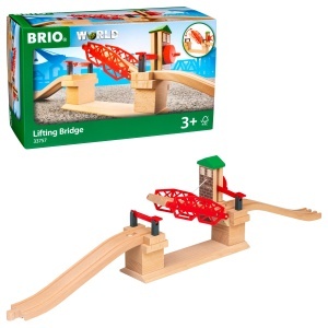 Pod mobil BRIO World 33757 cu manivela accesorii pentru trenulete din lemn recomandat de la 3 ani