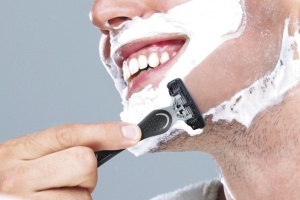 Rasoir de unica folosinta BIC Flex 4 pentru barbati, 8 buc, 4 lame, Aloe Vera si Vitamina E - Img 4