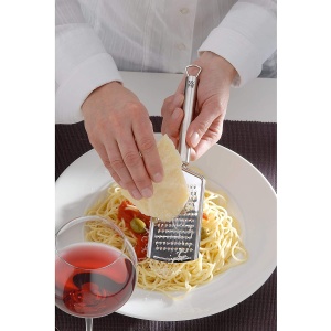 Razatoare de branza WMF Profi Plus din otel inoxidabil 25 cm, suprafata fina de gratar, razatoare de parmezan, razatoare de lamaie, otel inoxidabil Cromargan, poate fi spalat in masina de spalat vase - Img 4