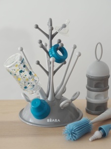 Set Cadou Bebelusi Beaba 911675, Suport Flacoane, Portioner Lapte, Perie Silikon, Gri - Img 2
