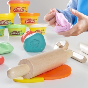 Set creativ pentru copii roba x Play-Doh - 3D-Mat, unelte din lemn FSC, 6 culori - Img 4