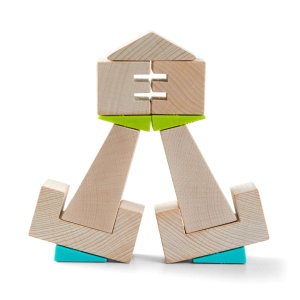 Set de Constructie HABA Schiefe Turme, 13 Piese, 6 Keile Colorate - Img 4