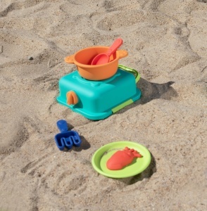 Set de Joaca Hape pentru Plaja - Utensile si Accesorii pentru Gatit, 18 luni - Img 2