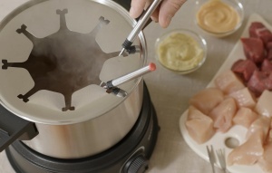 Set Fondue SEVERIN FO 2470, 1.4L, 1500W, electric, negru - Img 5