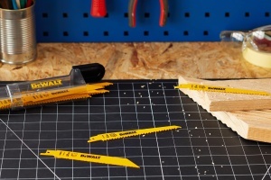 Set lame ferastrau sabie DEWALT DT2445-QZ 12 piese Bi-Metal cutie depozitare - Img 2