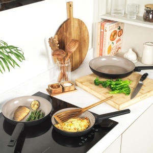 Set tigaie ceramica Salter BW12876EU7, 3 piese, 202428 cm, antiaderenta - Img 4