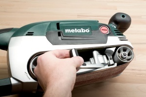 Slefuitor cu banda Metabo BAE 75, 1010W, cu sac de praf si suport - Img 7