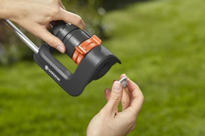 Sprinkler de gradina Gardena Viereckregner Aqua L, pentru suprafete de 120-280 m, raza 8-16 m - Img 2