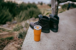 Termos cafea Fiskars On-the-go, 0,5 l, portabil, culoare portocalie - Img 4