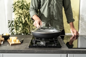 Tigaie din aluminiu BALLARINI Alba, 20 cm, antiaderenta, pentru toate tipurile de plite - Img 6