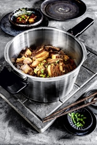 Tigaie rapida Fissler Vitaquick Premium 2,5 L, inox, 22 cm, inductie - Img 2