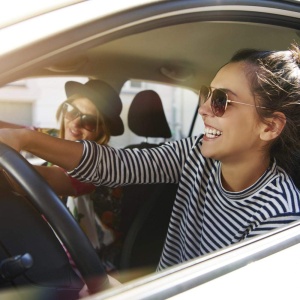 Transmitator FM Bluetooth Hama pentru radio auto cu incarcator auto, sistem hands-free (adaptor auto pentru priza bricheta cu conexiuni pentru microSD, stick USB si QC 3.0 pentru incarcare) argintiu - Img 7