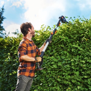 WORX WG252E.9 Aparat de tuns gard viu telescopic cu acumulator - Latime de taiere de 45 cm - Maner telescopic reglabil in 10 directii pana la 3,20 metri inaltime - Compatibil PowerShare - Fara baterie si incarcator - Img 5