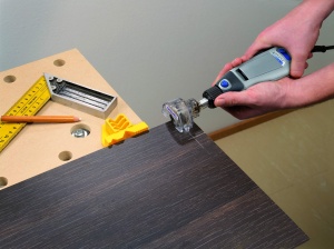 Alesor Dremel 670 - Atasament pentru fierastrau circular, 31.8 mm, 6.35 mm adancime - Img 3