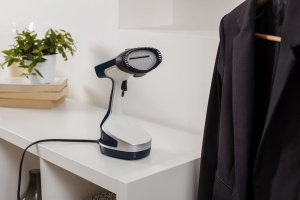 Aparat de calcat vertical Rowenta Dr8100 Access Steam+ 1600W în 40 de secunde Placă încălzită Reîmprospătează și dezinfectează Elimină 99,9% dintre bacterii Elimină mirosurile 3 accesorii - Img 5