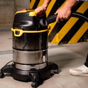Aspirator Stanley SXVC30XTDE, 1600 W, 30 l, cu functie de suflare - Img 3