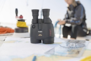 Binoclu Canon 18x50 IS Allwetter, 18x marire, rezistent la intemperii, negru - Img 2