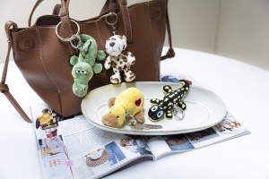 Breloc Leopard NICI 10cm - bej, cu inel metalic pentru rucsac si geanta - Img 4