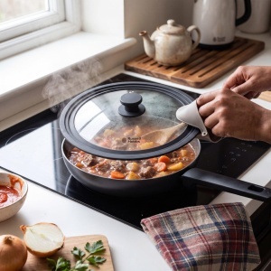 Capac transparent Russell Hobbs Smart Clip, universal 242628 cm, cu margine din silicon - Img 3