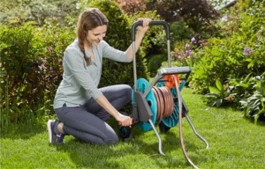 Carucior pentru furtun GARDENA CleverRoll S, depozitare compacta, utilizare usoara - Img 5