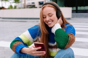 Casti audio JBL Tune 680NC, Noise-Cancelling, 76 ore autonomie, Negru - Img 5