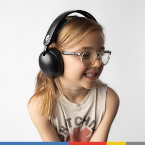 Casti fara fir Skullcandy Grom durata de viata a bateriei de 45 de ore limita de volum compatibile cu dispozitive iPhone Android si Bluetooth - Negru - Img 6