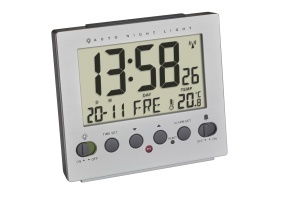 Ceas digital TFA Dostmann 60.2561.55, cu alarma, iluminare automata, argintiu
