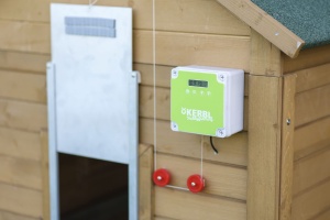Control automat pentru usa gainilor Kerbl, cu senzor de lumina, alimentare 230V sau baterii - Img 2