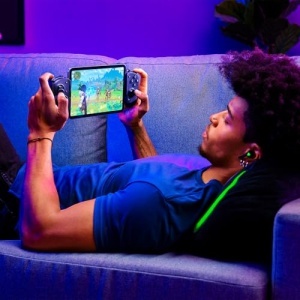 Controller mobil Razer Kishi V3 Pro pentru iPhone si Android, USB-C, Negru - Img 13