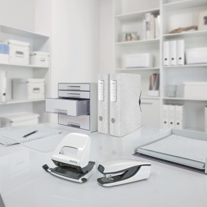 Dispenser banda adeziva Leitz WOW 53641001, AlbGri, Design modern, Usor de utilizat - Img 6