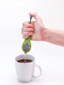 Fabrica de ceai Fackelmann cu storcator, strecuratoare de ceai din otel inoxidabil, infuzor de ceai pentru bere, amestecare si stoarcere (culoare: verde/gri), cantitate: 1 bucata - Img 6