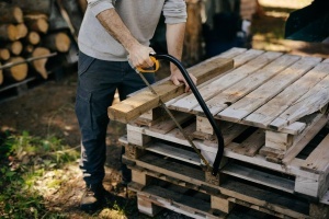 Feronerie pentru taiat lemn Fiskars 21 inch, negruorange, pentru lemn umed - Img 4