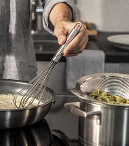 Fierbator ZWILLING Pro 28 cm, inox 1810, silicon, argintiu - Img 4