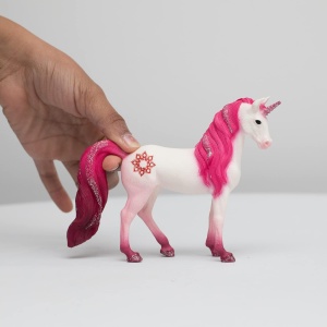 Figurina Unicorn Mandala Schleich BAYALA 14x3x11 cm, Detalii Argintii, Mane Fucsia - Img 7