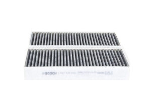 Filtru de habitaclu Bosch R5582 cu carbon activ, 233mm x 114.5mm x 32mm