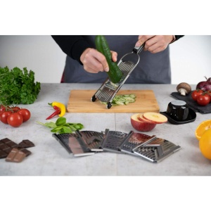 Genius Nicer Dicer Speed Deluxe Set 13 piese Feliator manual V-Slicer - Feliator manual reglabil cu lama in V din otel inoxidabil - Feliator de legume Feliator de legume cu taietor de juliene, argintiu - Img 4