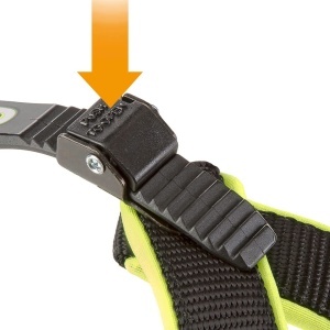 Hamul ergonomic pentru caini Ferplast AGILA Fluo 5 potrivire excelenta inchidere cu dubla microreglare captuseala moale A B 50 58 cm 20 mm Verde neon - Img 3